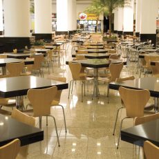 Elegância em Mobiliário: Mesas e Cadeiras para Refeitório, Cantina Escolar e Praça de Alimentação