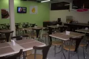 Mesas e cadeiras para restaurante